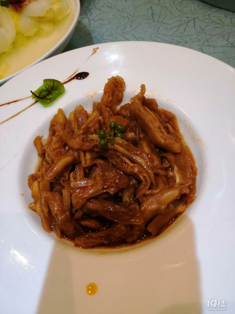 酸辣的，味道不錯