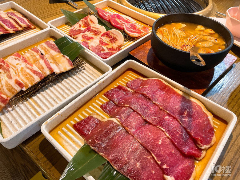 人均79的烤肉店，吃到扶墻出！