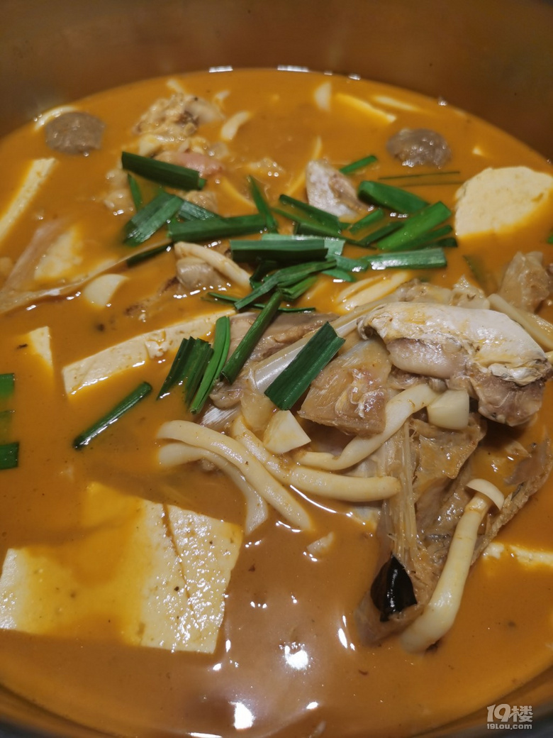 二刷的螃友火鍋店