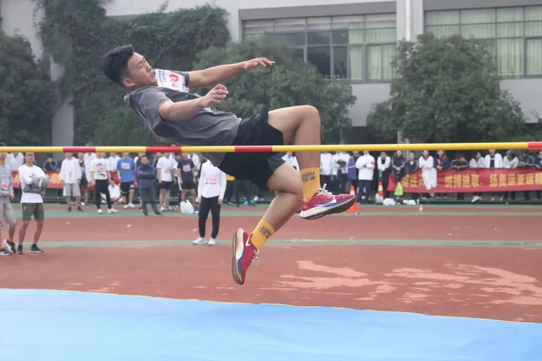 燃！多圖來襲！杭州高中運(yùn)動會集錦！你最看好哪所學(xué)校？