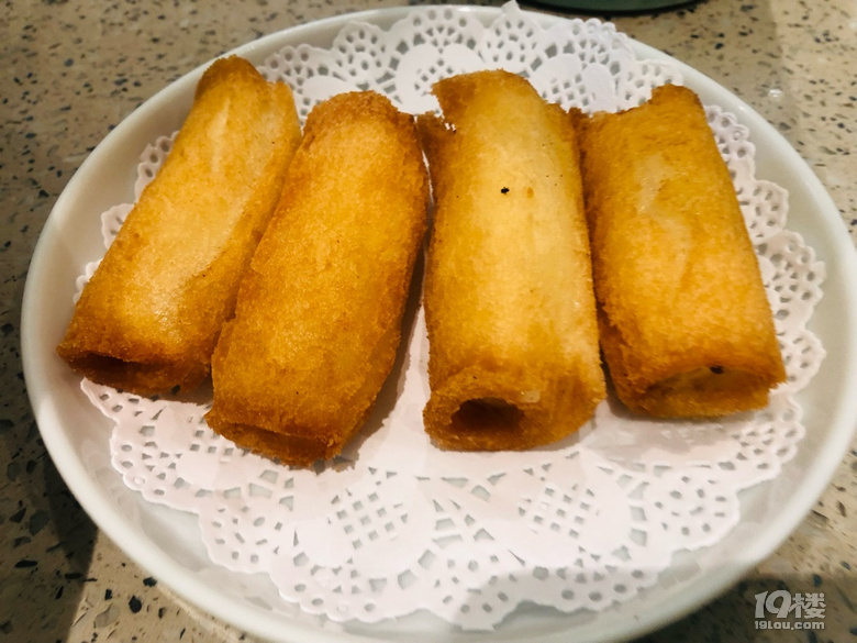 牛奶脆 甜甜的 趁熱吃