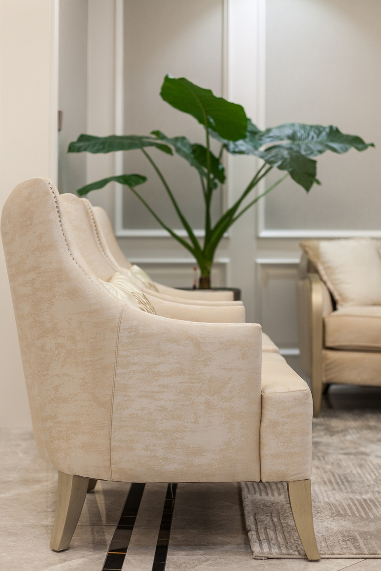 180�O������ɫ���Σ�ʵ�����������