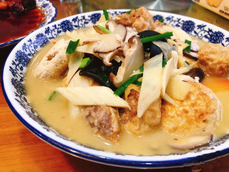 老家這一張3塊錢的麥餅，城市里打著燈籠也找不到