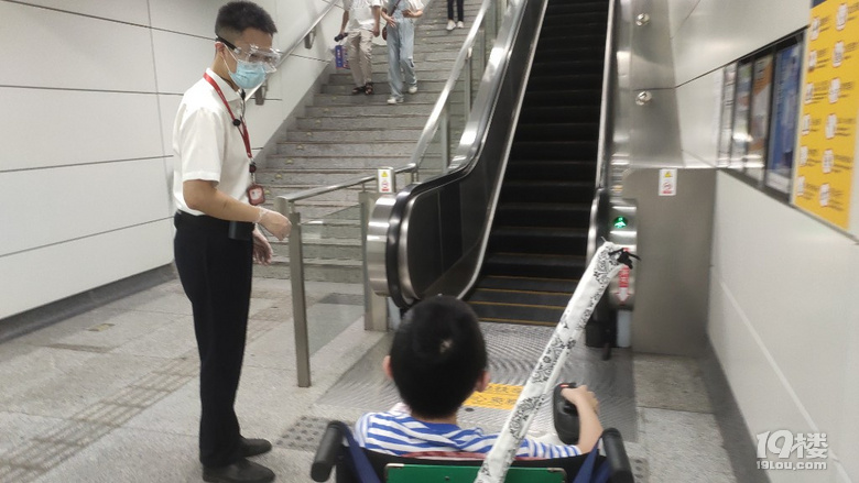 又是一年，難忘過(guò)去，感激前行。