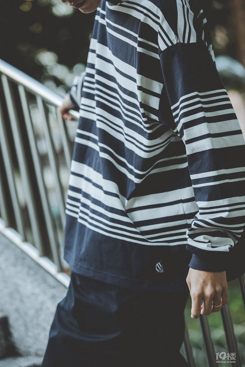 (jin)sϵL(fng)