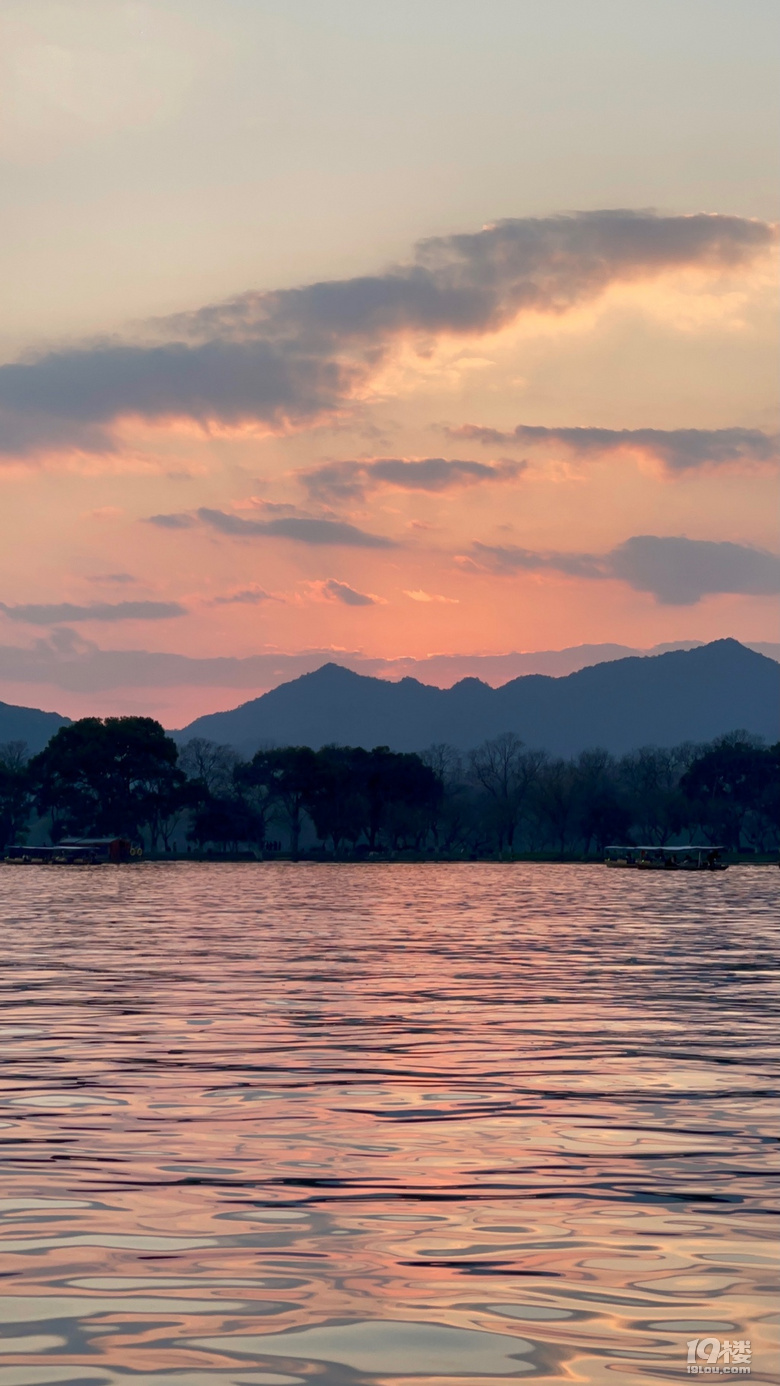 游玩西湖的3個省錢點，還能看到絕美夕陽！