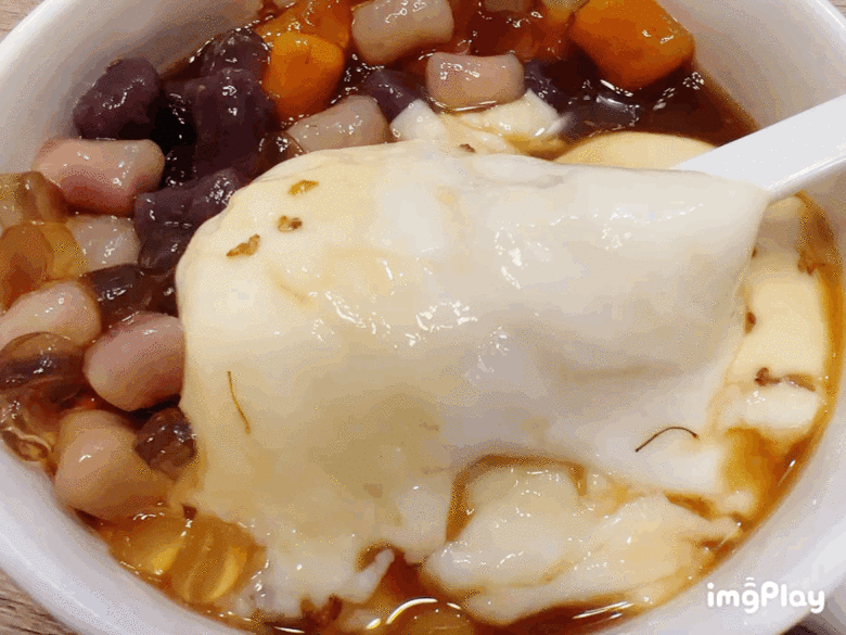 軟軟糯糯冰冰涼，超好吃的糖水芋圓麻薯