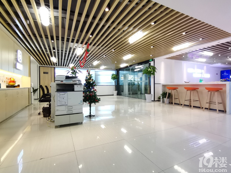 市中心特價辦公室出租,即租即用,拎包辦公,可注冊