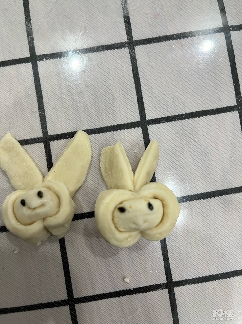 ڼʳ