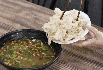 中國(guó)首個(gè)破產(chǎn)的5A景區(qū)，負(fù)債3.5億也不宰客，礦泉水只賣1元