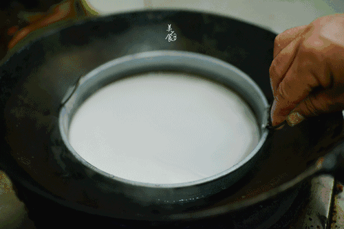 中國(guó)首個(gè)破產(chǎn)的5A景區(qū)，負(fù)債3.5億也不宰客，礦泉水只賣1元