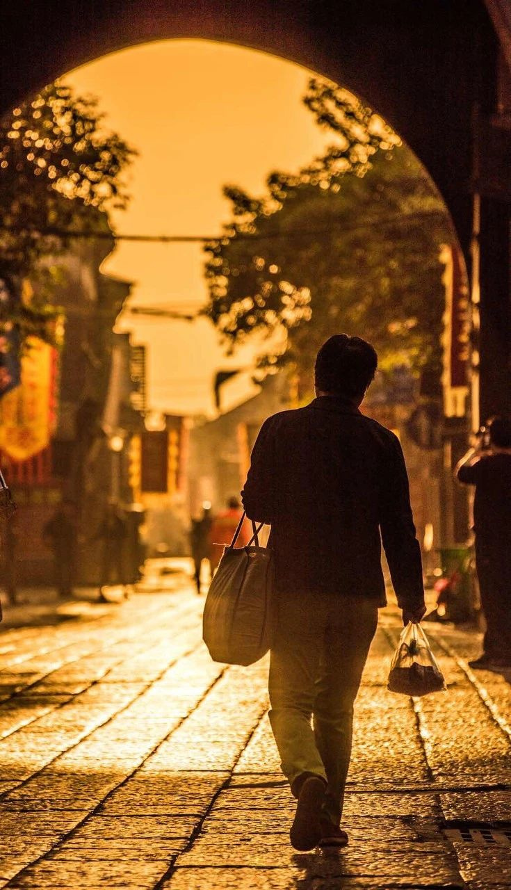 中國(guó)首個(gè)破產(chǎn)的5A景區(qū)，負(fù)債3.5億也不宰客，礦泉水只賣1元