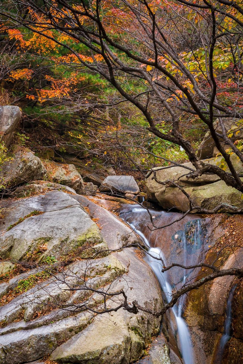 中國(guó)首個(gè)破產(chǎn)的5A景區(qū)，負(fù)債3.5億也不宰客，礦泉水只賣1元