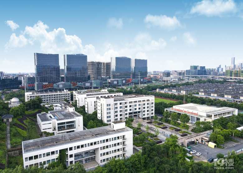 杭州市余杭中學(xué)2022年招生簡(jiǎn)章