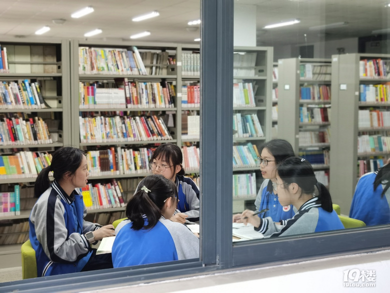 杭州市余杭中學(xué)2022年招生簡(jiǎn)章
