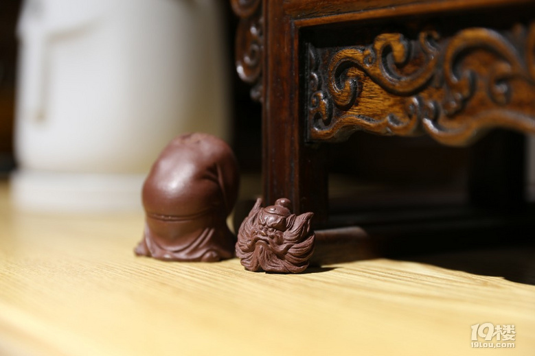 鐘馗大哥，對(duì)不起了……您回去過(guò)六一吧