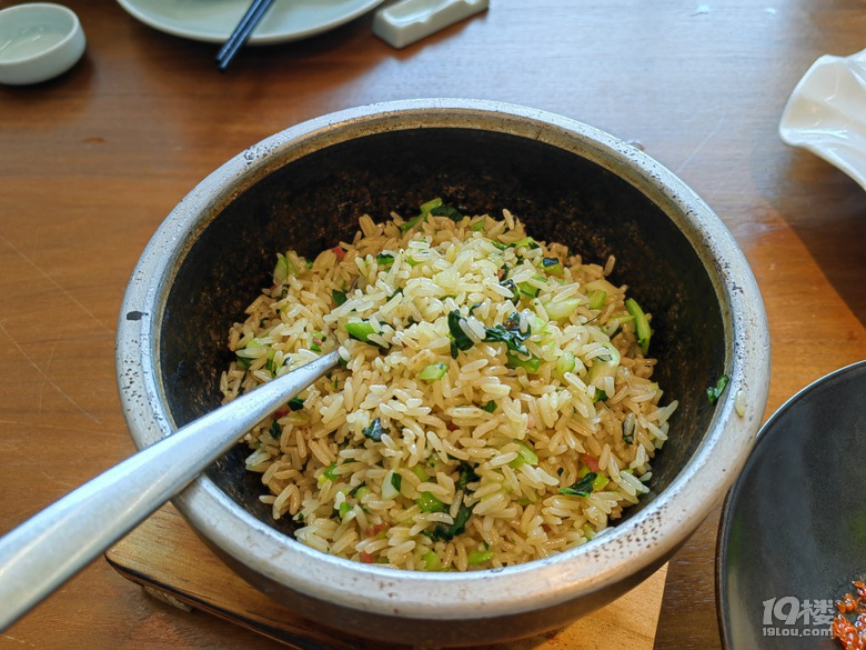 天倫里！