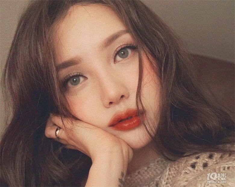 pony教你學化妝，這次的冬季妝容教程也太美了吧~