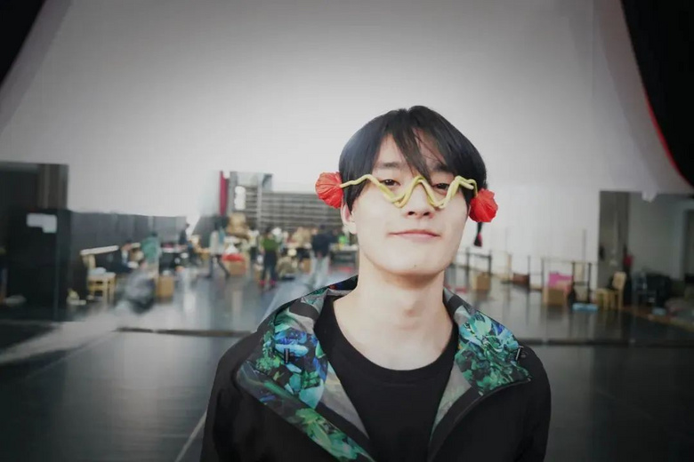v(jng)꣬Ρ҈@f