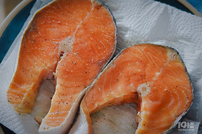 168元2斤挪威三文魚排，整魚切割，烹飪簡單健康低脂