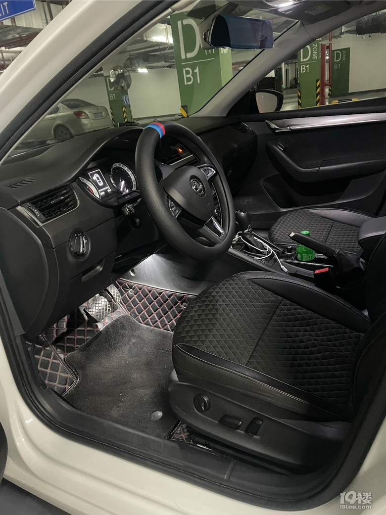 出售19年9月上牌自己代步車