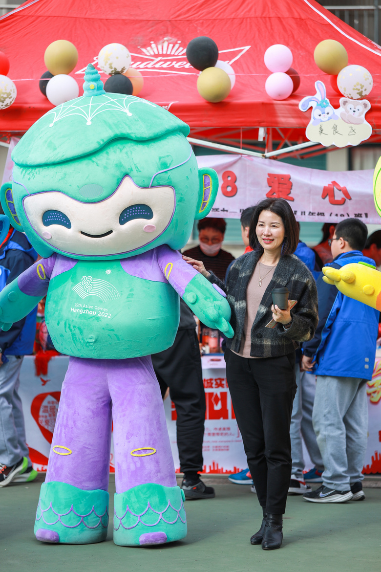 У@xu---xuЃrğor