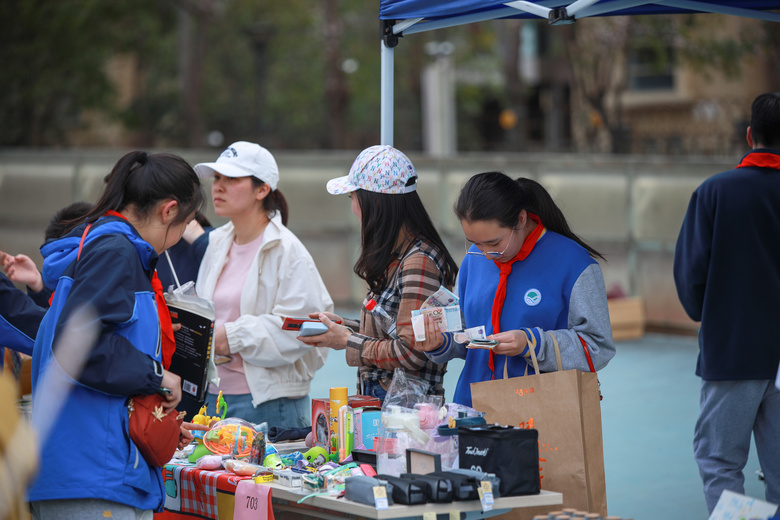 У@xu---xuЃrğor