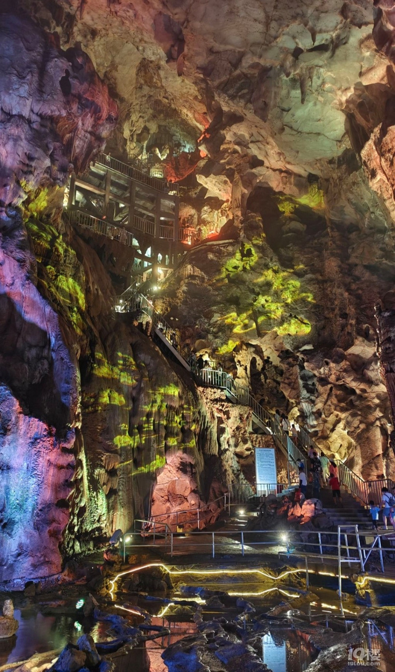 靈山幻境，杭州唯一的巖溶洞窟，帶上我們家小孫悟空去靈山探險