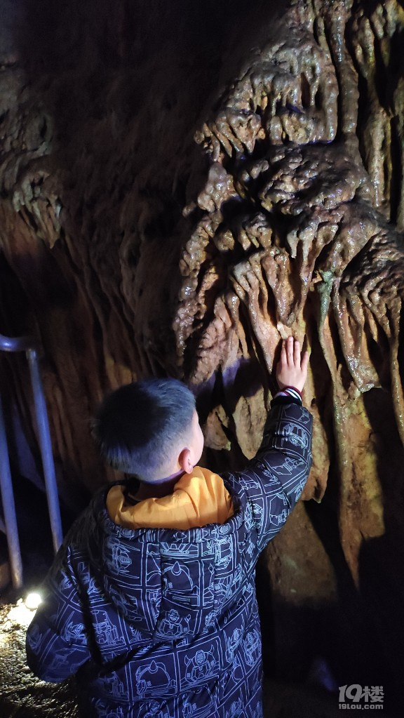 靈山幻境，杭州唯一的巖溶洞窟，帶上我們家小孫悟空去靈山探險