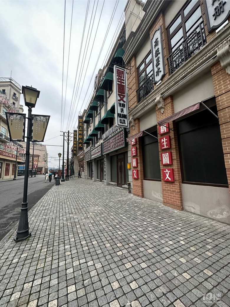 聽說北京故宮人山人海，那就橫店的宮玩一玩吧～