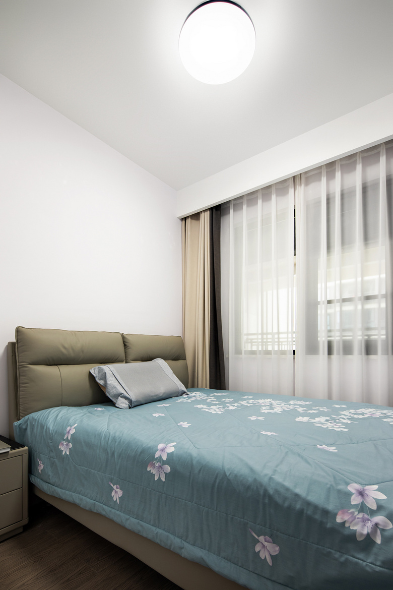 98�O����ǽ��+�������ҵĴ��䣬��������ܰ������Ҹ�С�ң�