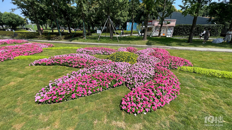 《剪刀手講故事》—大濱江之亞運花園