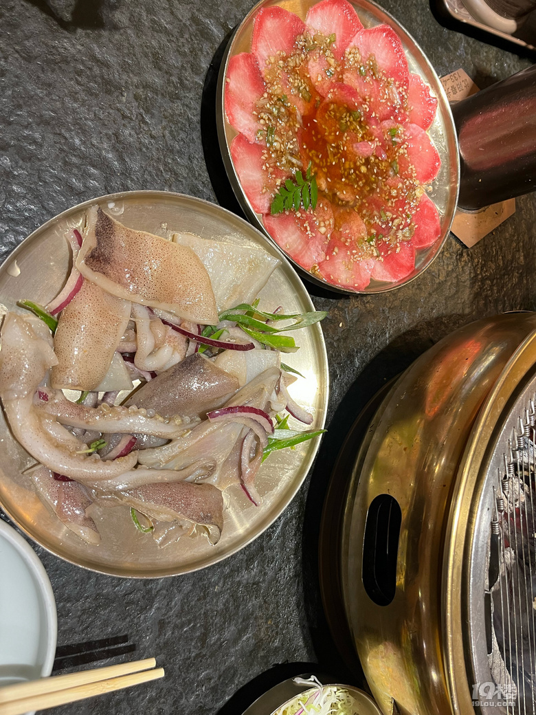 國(guó)慶沈陽(yáng)打卡：味家烤肉烤鰻魚
