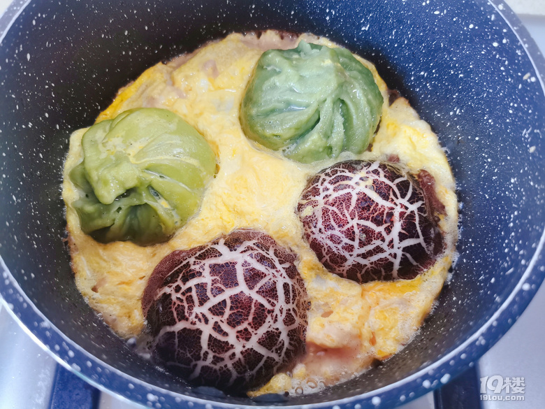 喜歡這樣色調(diào)的早餐，完美～