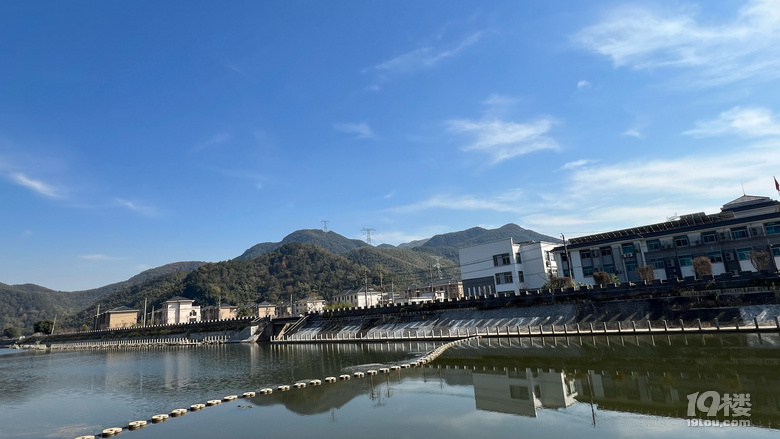 《旅行故事》—鳳凰塢