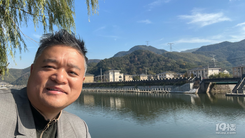 《旅行故事》—鳳凰塢