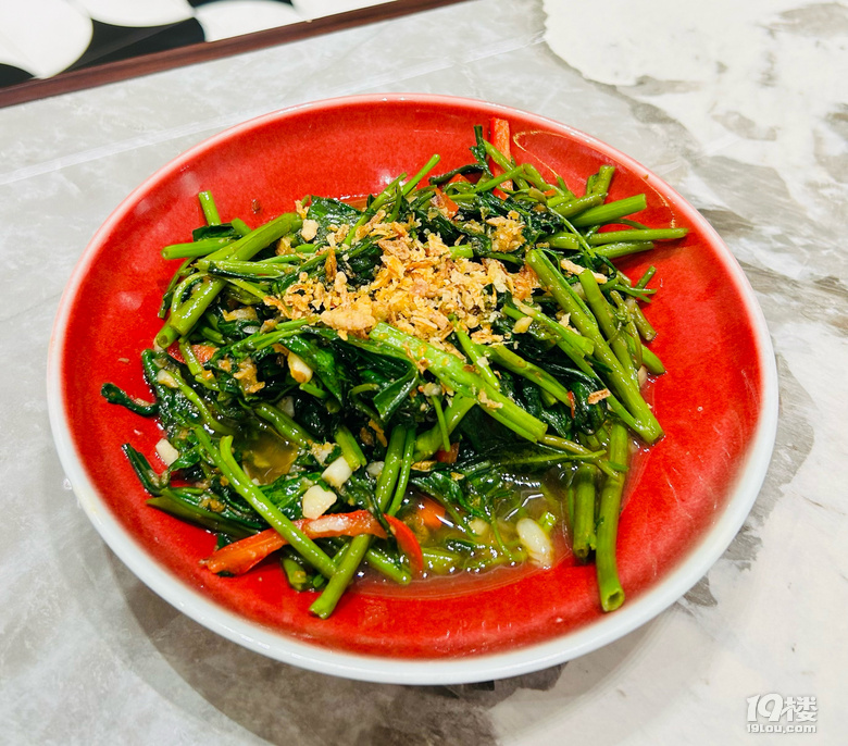 如果它不叫越南小館，生意也許會(huì)更好些