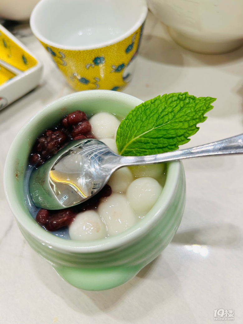 如果它不叫越南小館，生意也許會(huì)更好些