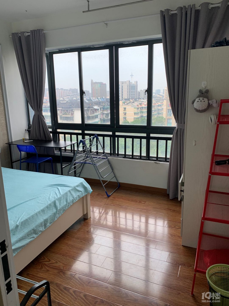 ʳָ {(ln)ɫϼ@(d)Nl(wi)PʹP |