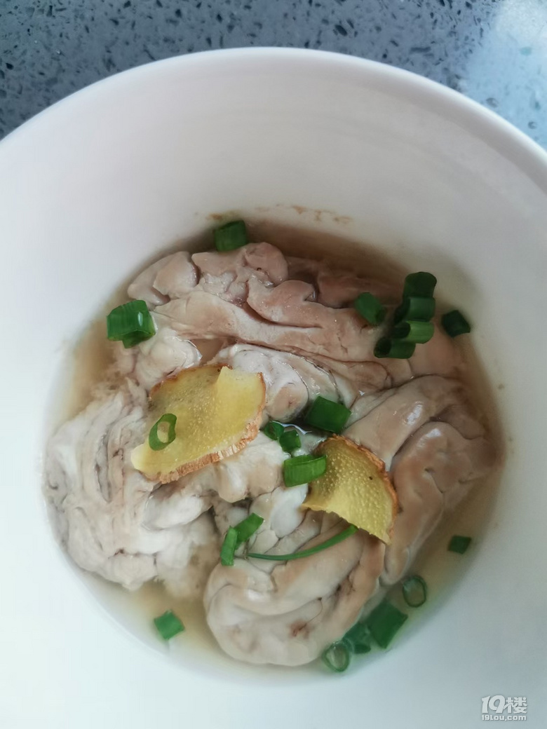 清蒸豬腦
