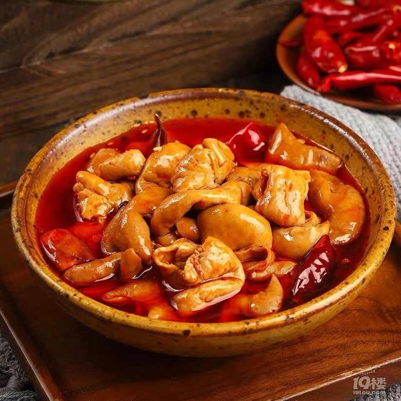 《美味邂逅：鮮鹵肥腸的味蕾盛宴與制作秘籍》