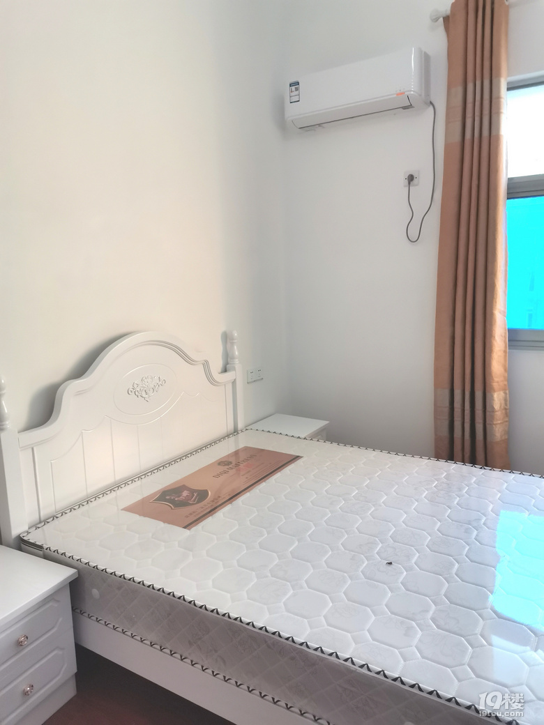 F߅Nl(wi)Ļ´1900Ԫ40ƽP