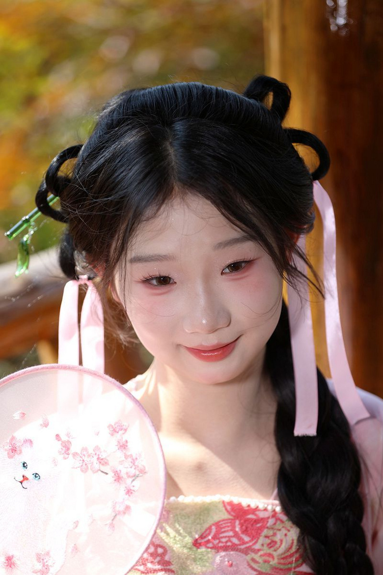 hŮ