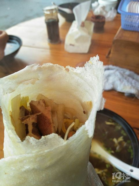 年前的街頭早餐：食餅筒、綠豆面湯