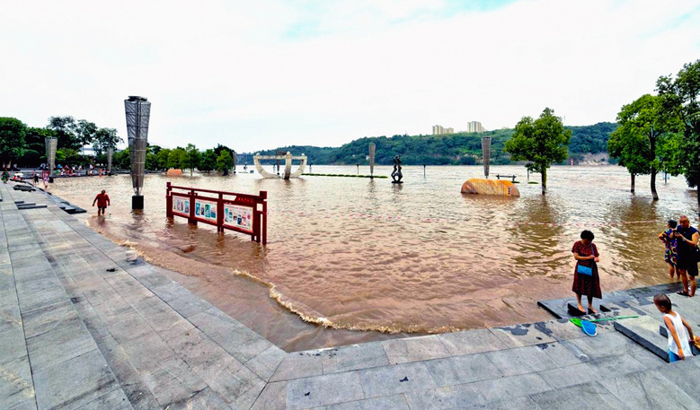 oݳf85-족ˮ(chung)¸ Ҳ̧;