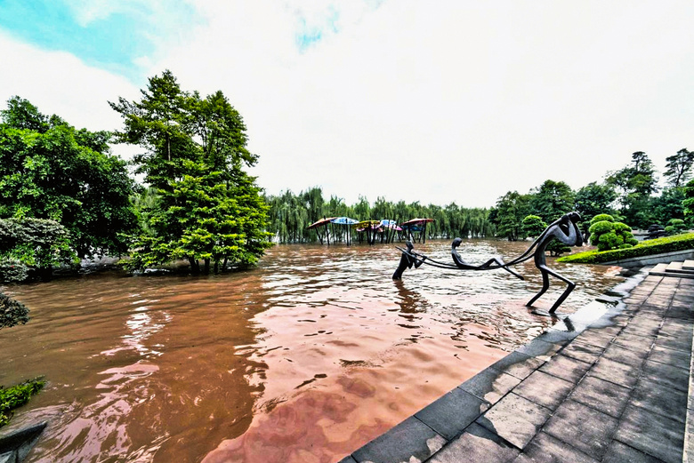 oݳf85-족ˮ(chung)¸ Ҳ̧;