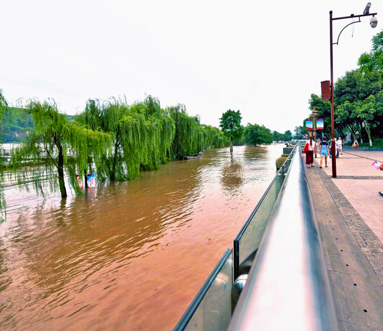 oݳf85-족ˮ(chung)¸ Ҳ̧;