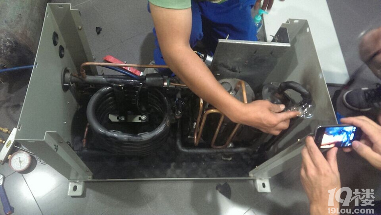 �������ſյ�ά�ޣ�����һ���޿յ�����װ����ϴ�ӷ���רҵ����