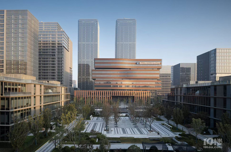 δƼǣ㽭W(xu)УI(y)(jng)@