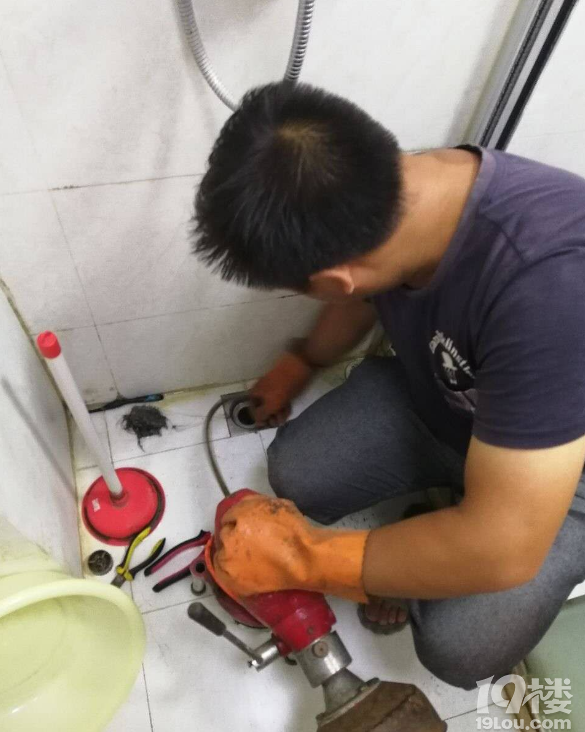 �����ϳ����ܵ���ͨ���ϳ���ͨ��ˮ������© ��Ͱ �˳صȸ��ֹܵ�